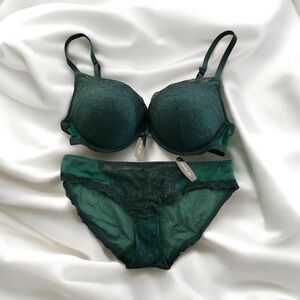 *NWT* Adore Me Bra & Panty Set Bra Size 38B, Panty Size S Emerald Green